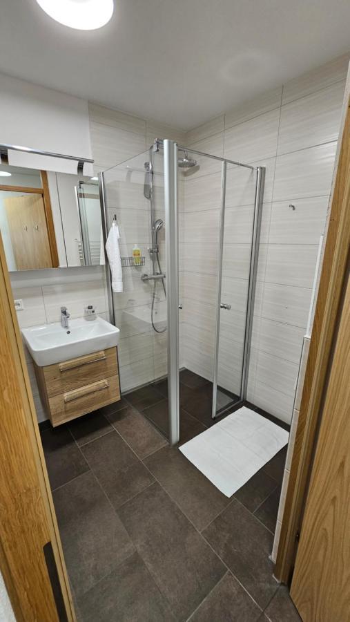 Ferienwohnung Im Glockenziel エンゲン エクステリア 写真